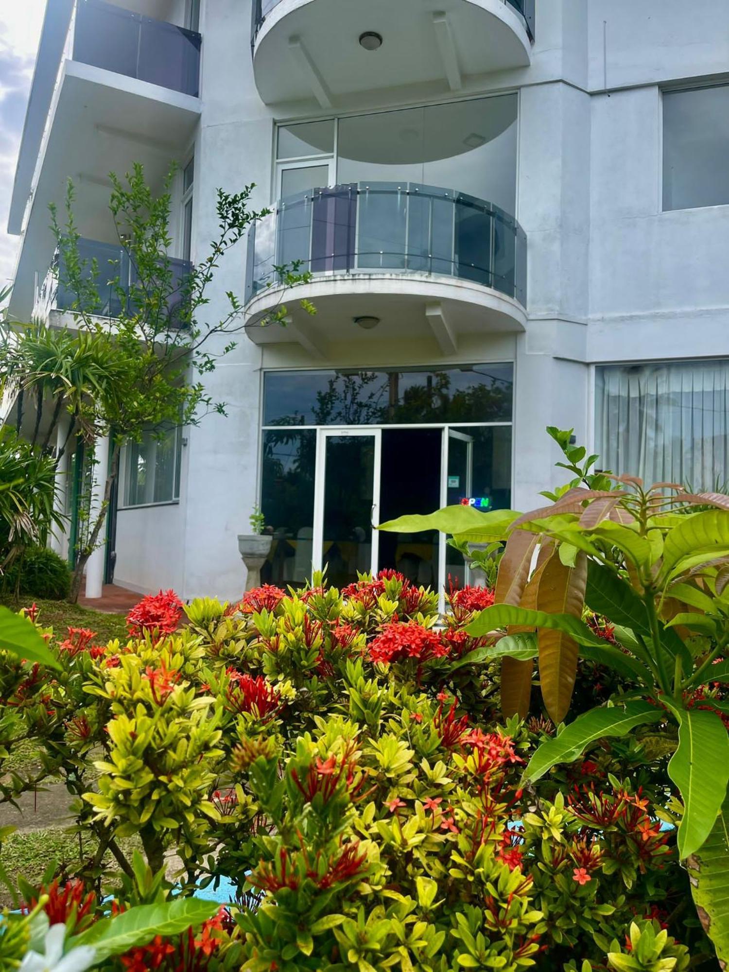 Amaya Beach Hotel Dikwella Kültér fotó