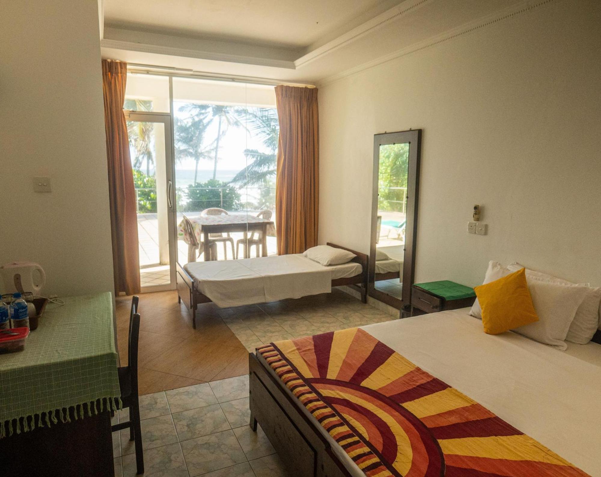 Amaya Beach Hotel Dikwella Kültér fotó